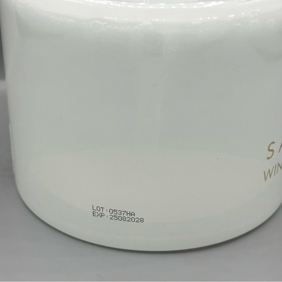 Sand +Fog Winter White Liquid Hand Soap - Picture 4 of 4